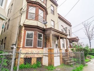 Foreclosed Home - 15 GRACE ST, 07111