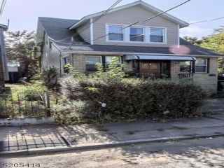 Foreclosed Home - 28 SCHUYLER AVE, 07112