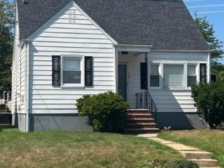 Foreclosed Home - 112 DENNIS ST, 07203