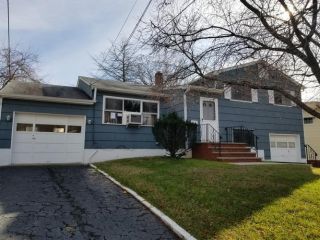 Foreclosed Home - 72 Eastern Parkway, 07205