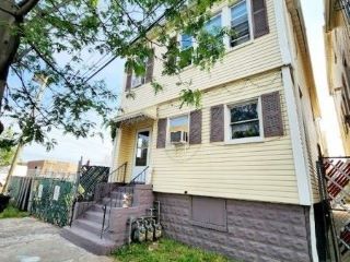 Foreclosed Home - 500 BOND ST # 502, 07206