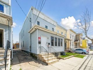 Foreclosed Home - 170 FULTON AVE, 07305