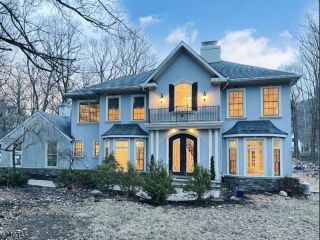 Foreclosed Home - List 100651438