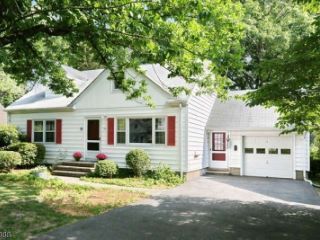 Foreclosed Home - 25 FAIRHAVEN DR, 07432