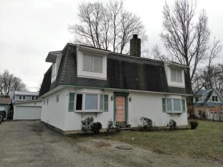 Foreclosed Home - 6 Orchard Lane, 07435