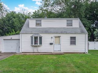 Foreclosed Home - 21 RUTGERS DR, 07436