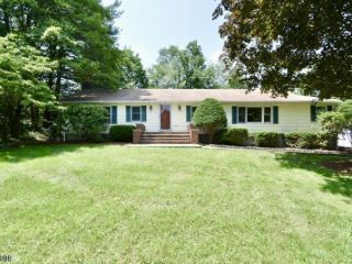 Foreclosed Home - 5649 BERKSHIRE VALLEY RD, 07438