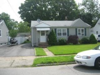 Foreclosed Home - 127 PINE ST, 07442