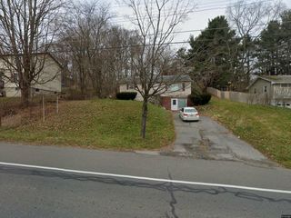 Foreclosed Home - 20 LOOMIS AVE, 07461