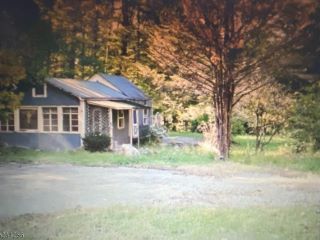 Foreclosed Home - 12 BREAKNECK RD, 07462