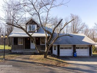 Foreclosed Home - 1653 Macopin Rd, 07480