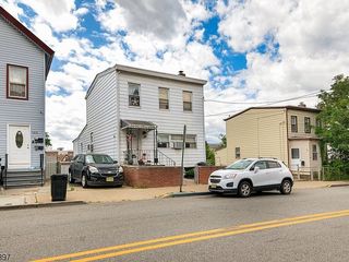 Foreclosed Home - 185 PREAKNESS AVE, 07502