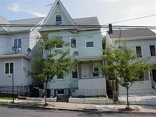 Foreclosed Home - 178 JEFFERSON ST, 07522