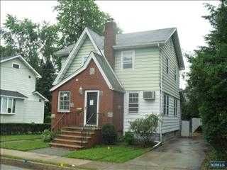 Foreclosed Home - 94 LAKE ST, 07621