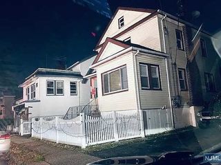 Foreclosed Home - 186 1ST ST, 07631