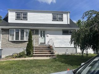 Foreclosed Home - 66 JOHN ST, 07643