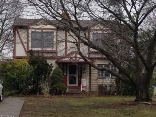 Foreclosed Home - 11 CRESCENT ST, 07662