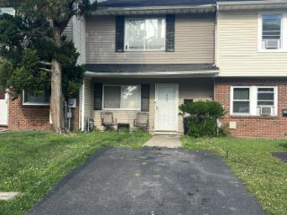 Foreclosed Home - 408 RIDGE AVE, 07712
