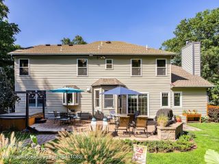 Foreclosed Home - List 101075309