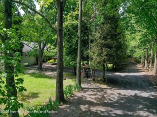 Foreclosed Home - List 100621351