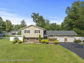 Foreclosed Home - List 100744271