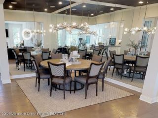 Foreclosed Home - List 100752010