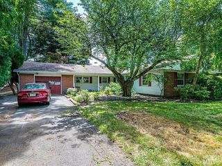 Foreclosed Home - List 100812325