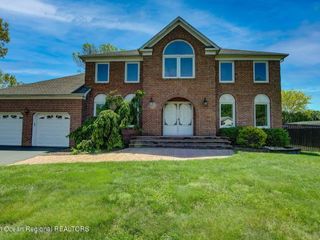 Foreclosed Home - List 100875382