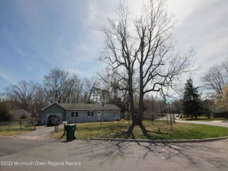 Foreclosed Home - 25 OAKWOOD DR, 07731