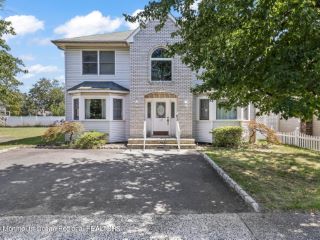 Foreclosed Home - List 101245386