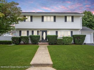 Foreclosed Home - List 100932117