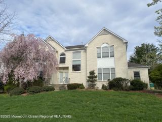 Foreclosed Home - 50 AMAGANSETT DR, 07751