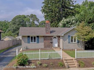 Foreclosed Home - 152 MONMOUTH RD, 07755