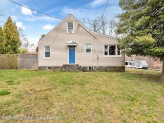 Foreclosed Home - 121 PARKER RD, 07764