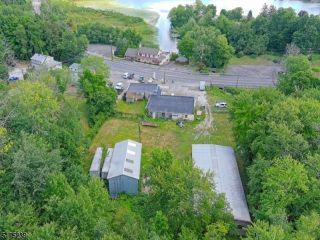 Foreclosed Home - 471 US HIGHWAY 206, 07826