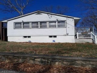 Foreclosed Home - 44 ROLLINS TRL, 07843