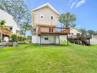 Foreclosed Home - 120 VERMONT TRL, 07843