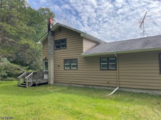 Foreclosed Home - List 101344370