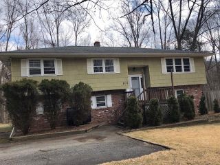 Foreclosed Home - 102 Andover Sparta Rd, 07860