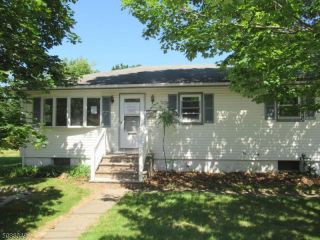 Foreclosed Home - 8 Lincoln Place, 07860
