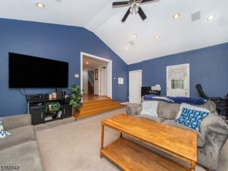 Foreclosed Home - List 100423346