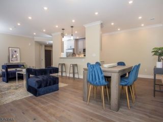 Foreclosed Home - List 100424795