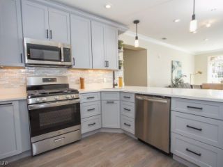 Foreclosed Home - List 100714393