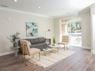 Foreclosed Home - List 100718470