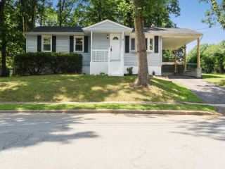 Foreclosed Home - 8 Delaware Ave, 07874