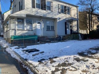 Foreclosed Home - 32 ASBURY PL, 07878