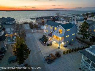 Foreclosed Home - List 100664824