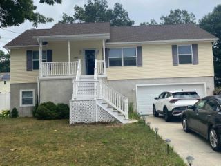 Foreclosed Home - 495 LIGHTHOUSE DR, 08050