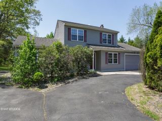 Foreclosed Home - 625 Mount Laurel Rd, 08054