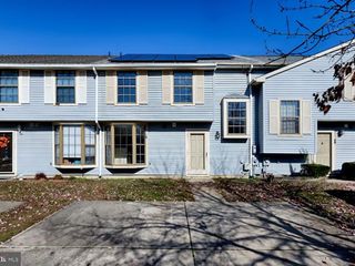 Foreclosed Home - 27 KANABE DR, 08060